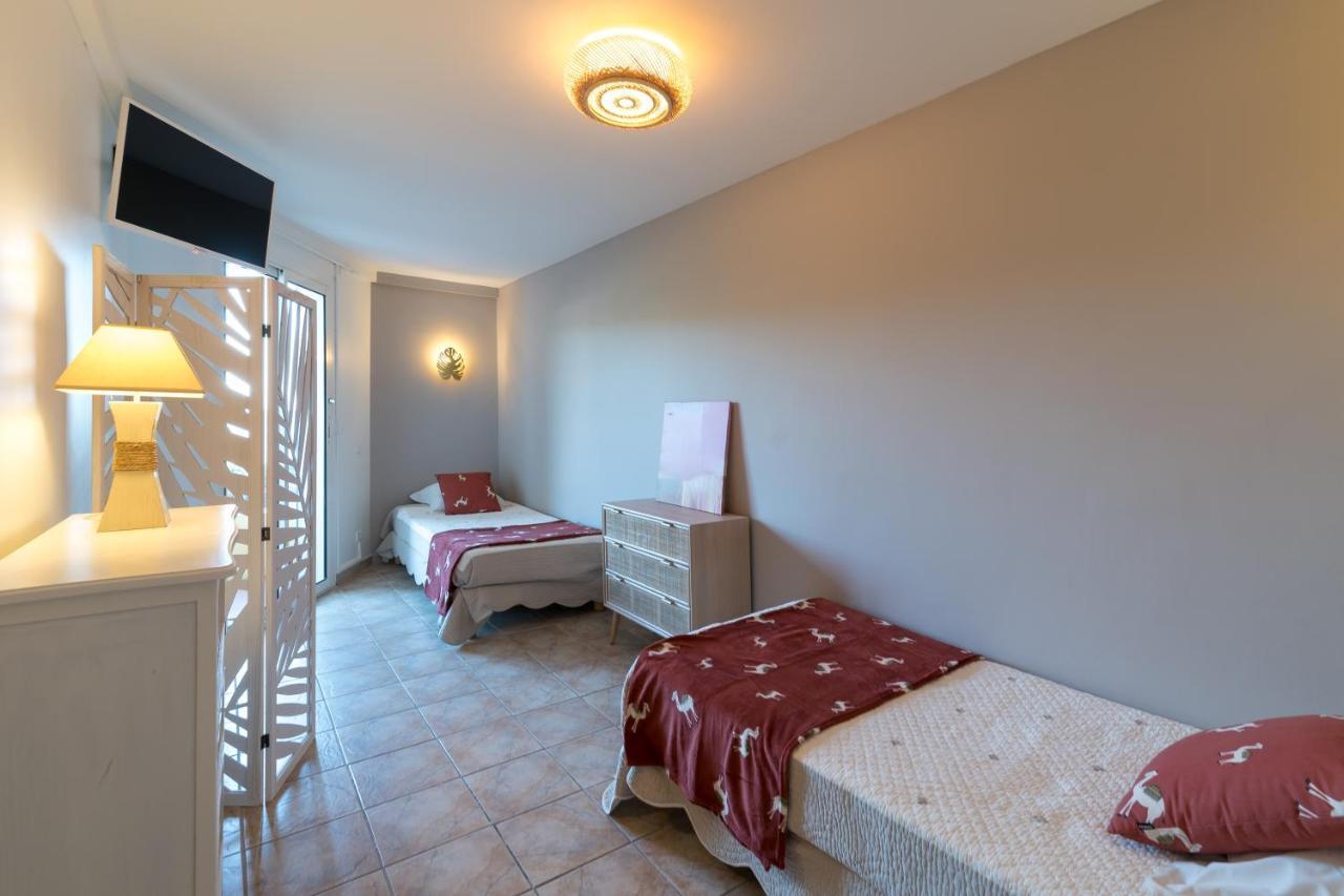 "Cap Riviera" Hotel & Restaurant Saint Aygulf Exterior foto