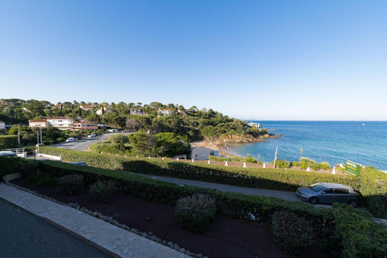 "Cap Riviera" Hotel & Restaurant Saint Aygulf Exterior foto