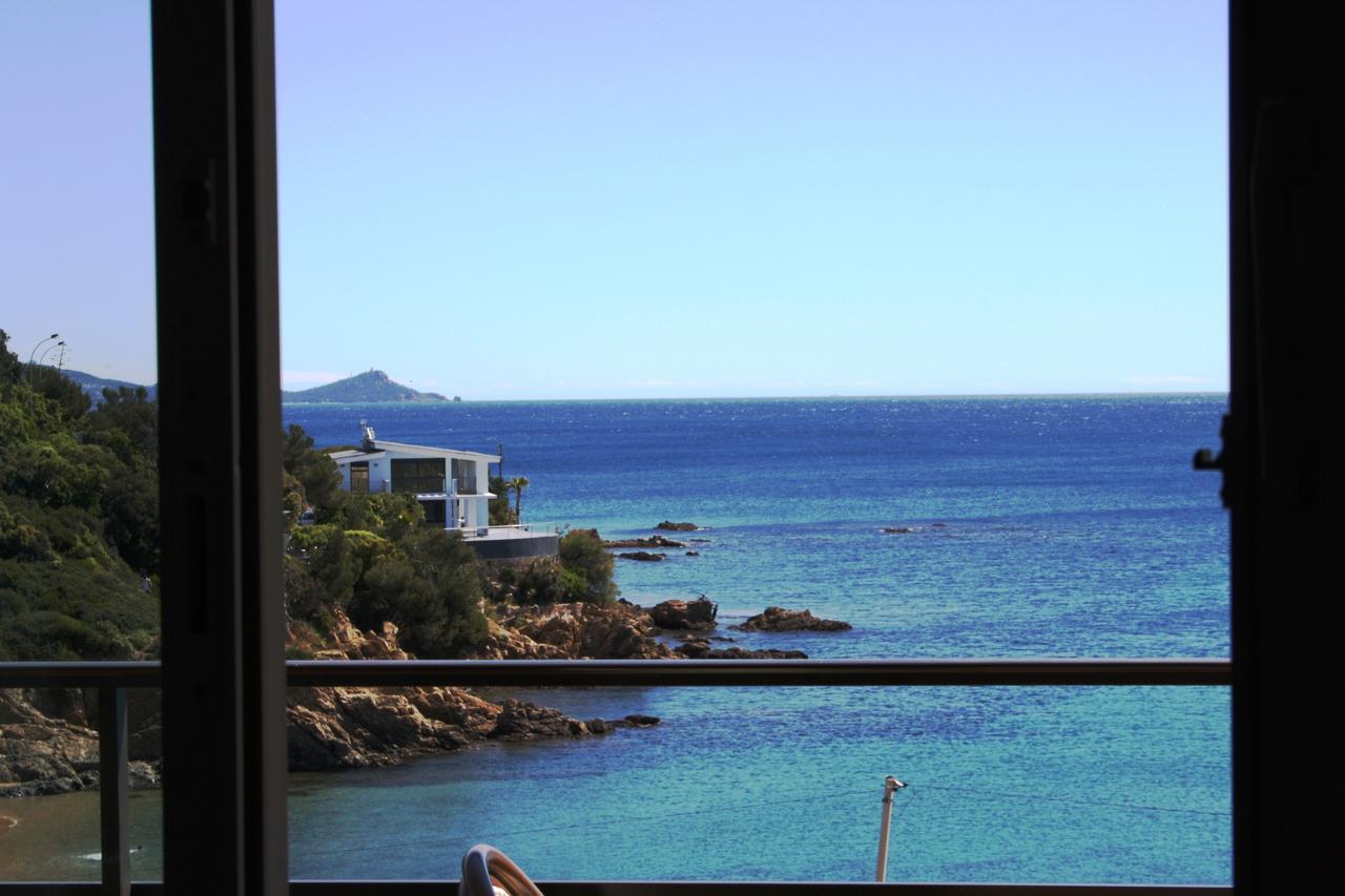 "Cap Riviera" Hotel & Restaurant Saint Aygulf Exterior foto